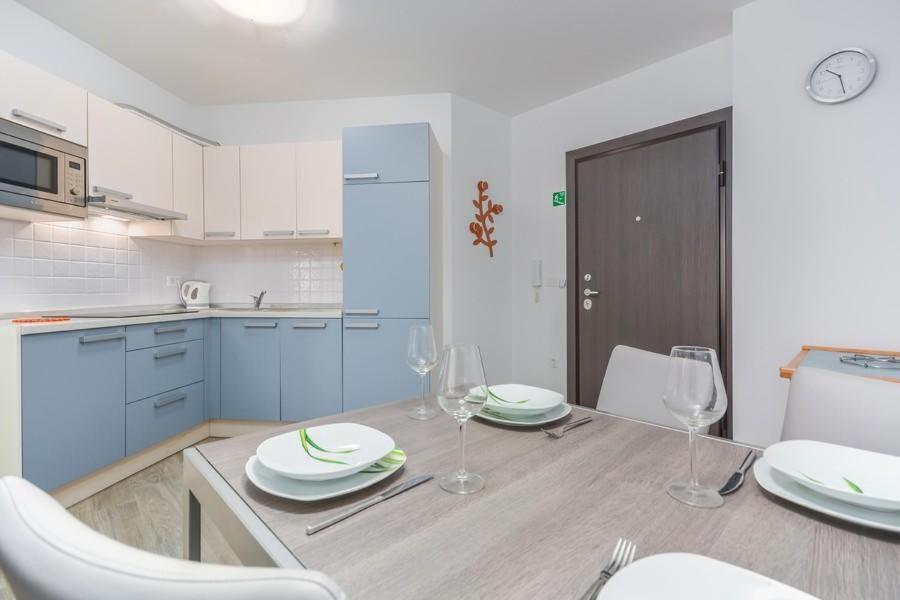 Lux Hotel Novigrad  Bagian luar foto