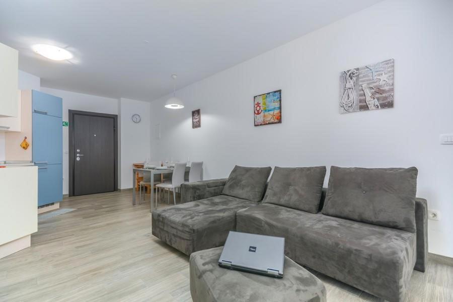 Lux Hotel Novigrad  Bagian luar foto