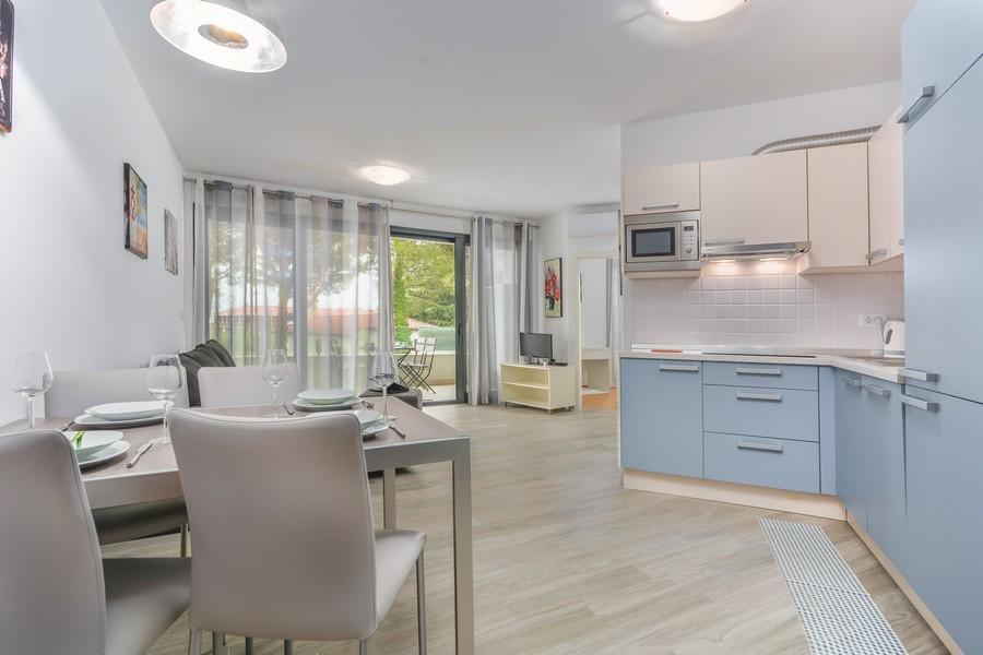 Lux Hotel Novigrad  Bagian luar foto